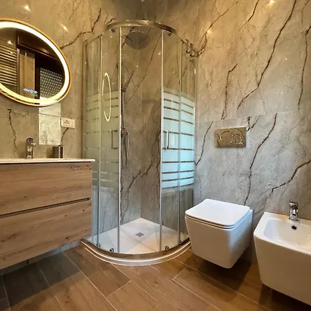 Valverde And アパート *