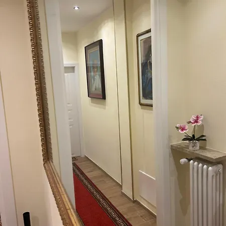 アパート Valverde And ヴェローナ