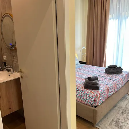 アパート Valverde And *