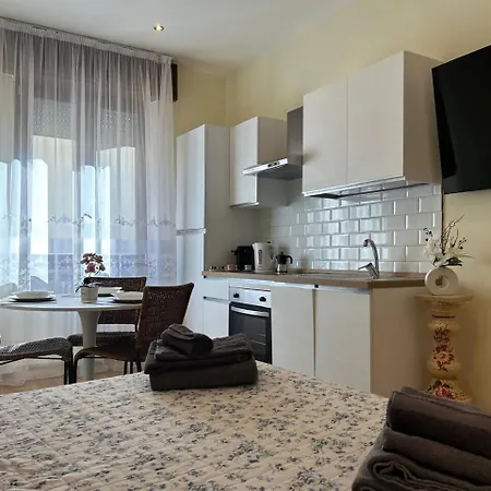 Valverde Apartments&room *