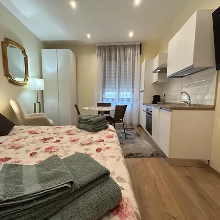 Valverde And ורונה